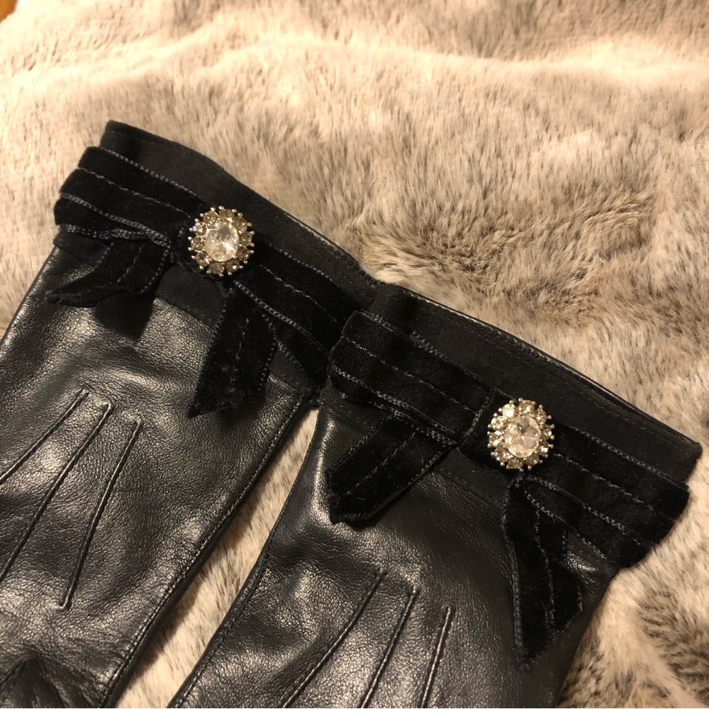 COACH vintage leather and silk black bow gloves size 6.5 - Picture 2 of 5